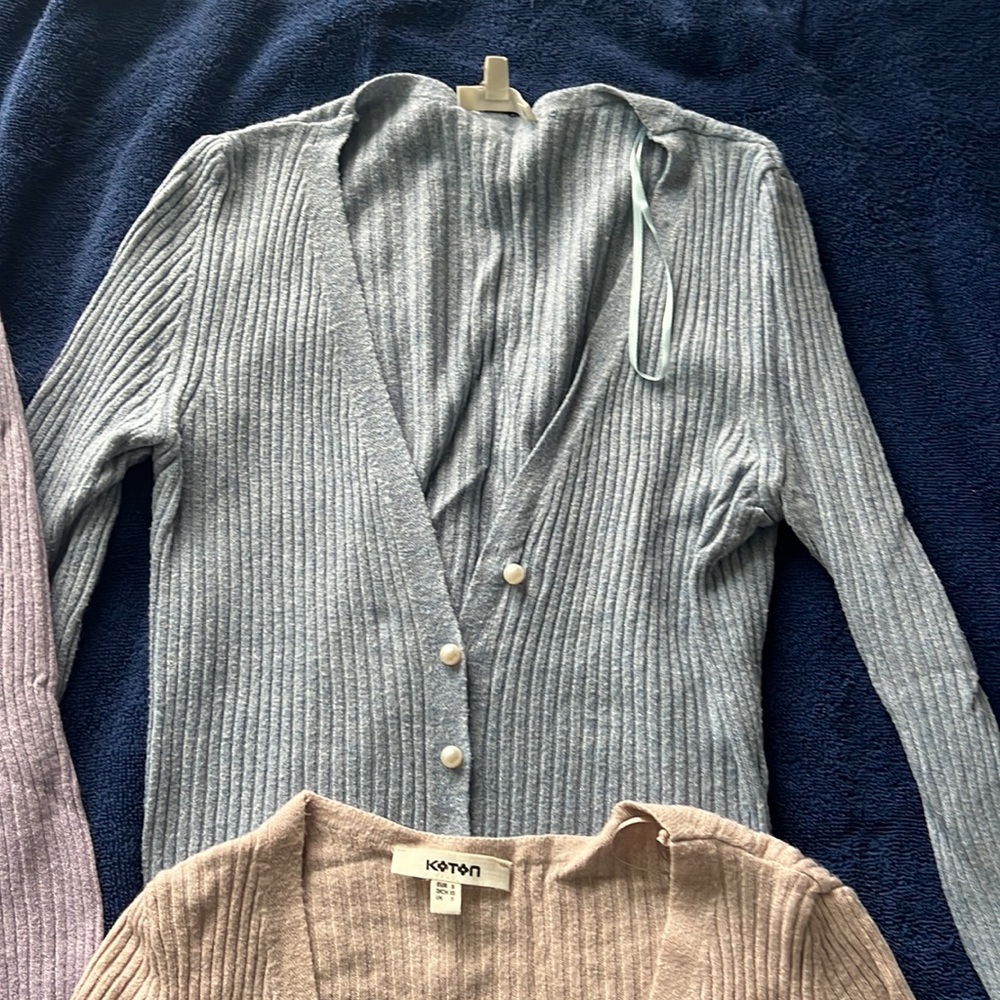 4 Cotton Cardigans - Picture 3 of 5